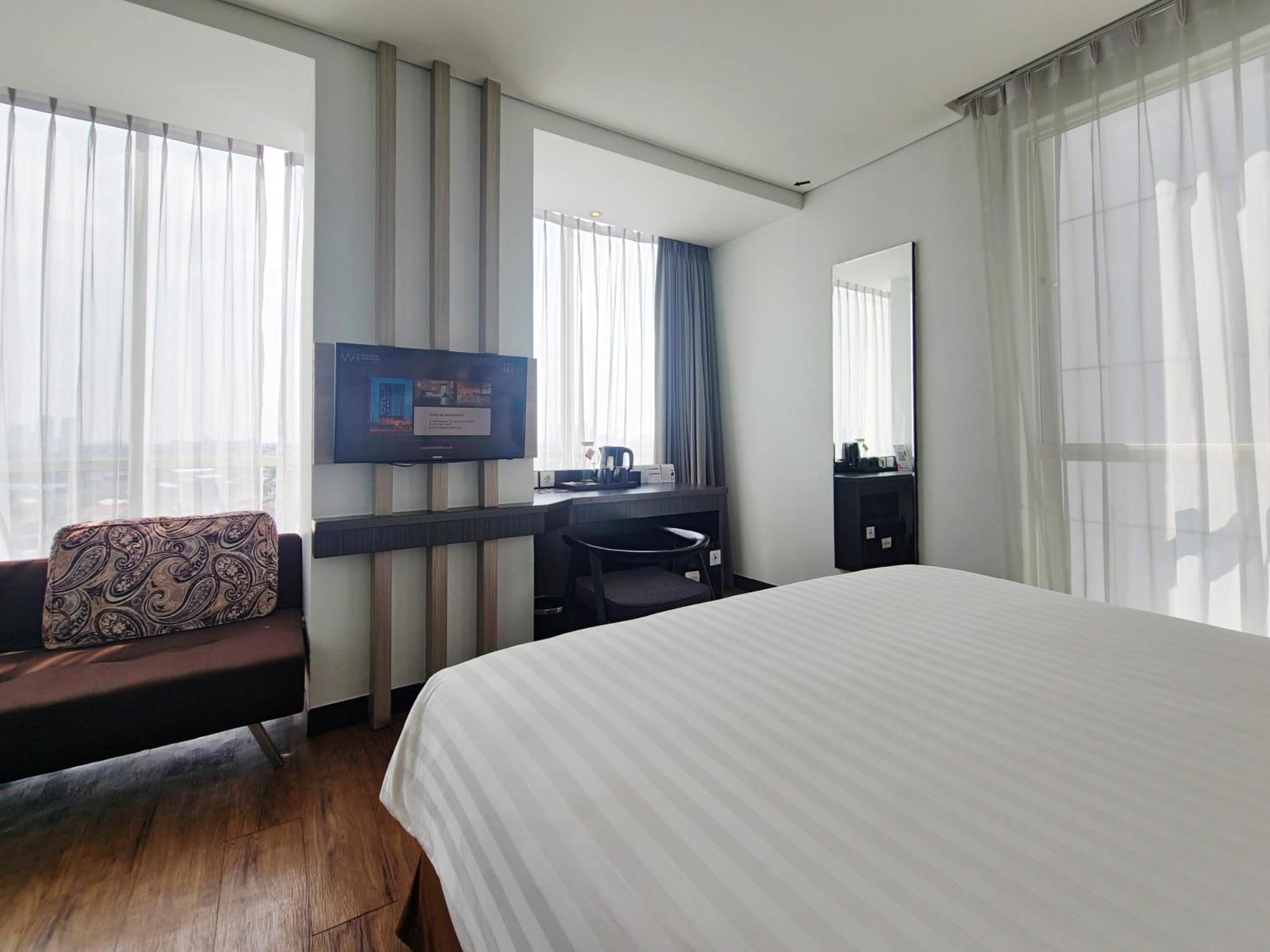 Luminor Hotel Jemursari By Wh With The Best Breakfast In Town And Located Near Surabaya Industrial Estate Rungkut Sier Exterior foto